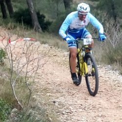 ERIC CHAMPION REGIONAL PACA VTT A PERNES-LES-FONTAINES